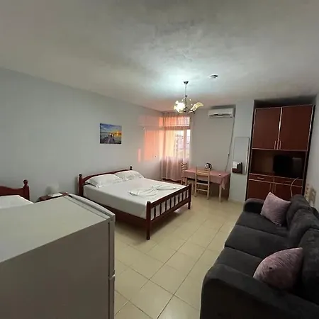Rezidenca Hasanaj 35 * Durres