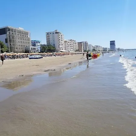 Rezidenca Hasanaj 35 * Durres